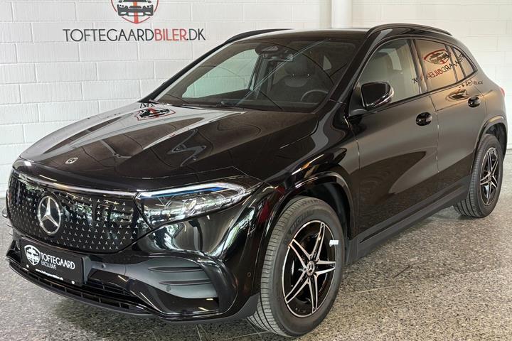 Sort Mercedes EQA250+ fra 2025 set udefra