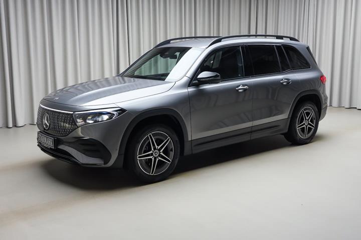 Grå Mercedes EQB250+ fra 2026