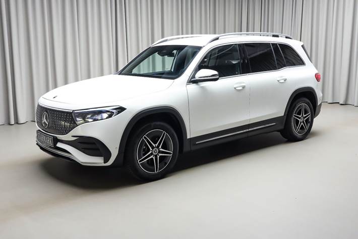 Hvid Mercedes EQB250+ fra 2026