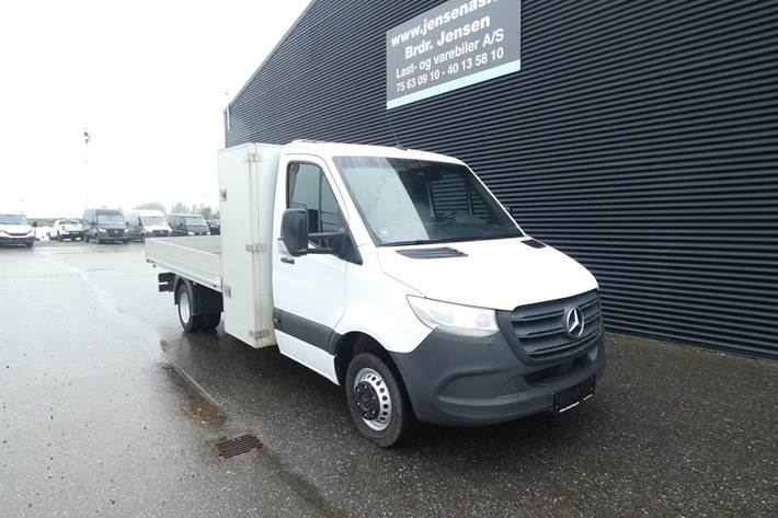 Hvid Mercedes Sprinter 316 fra 2020