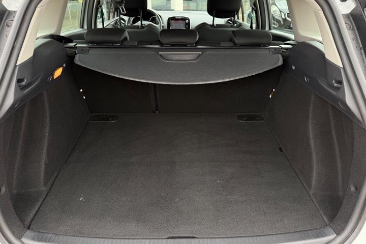 Hvid Renault Clio IV fra 2018