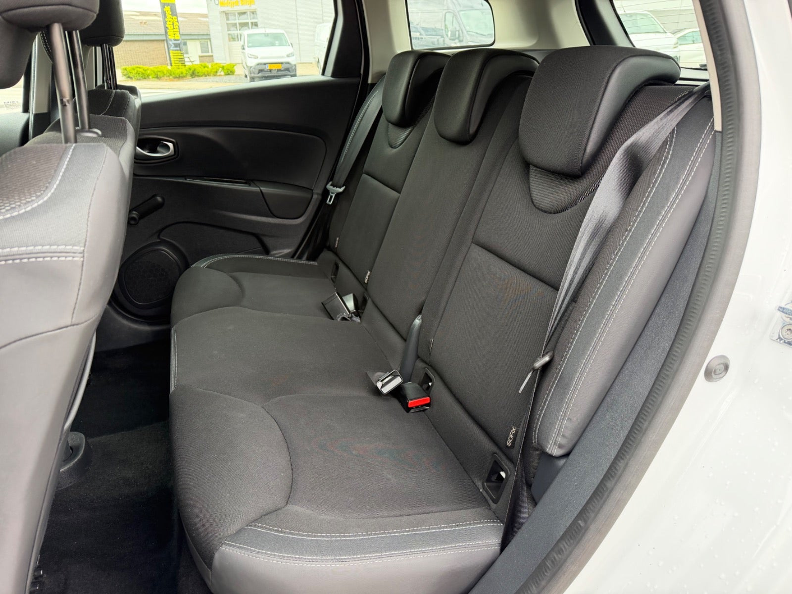 Hvid Renault Clio IV fra 2018