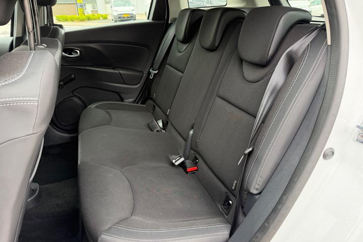 Hvid Renault Clio IV fra 2018