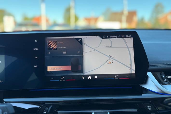 Grå BMW iX1 fra 2024