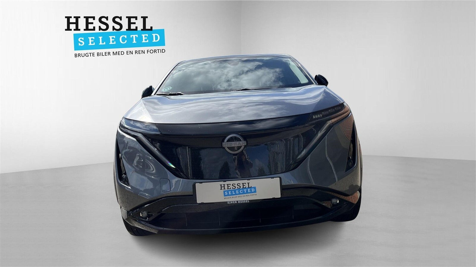 Grå Nissan Ariya fra 2023