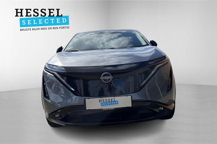 Grå Nissan Ariya fra 2023