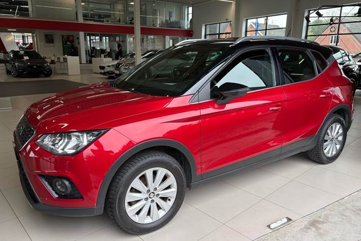 Rød Seat Arona fra 2019
