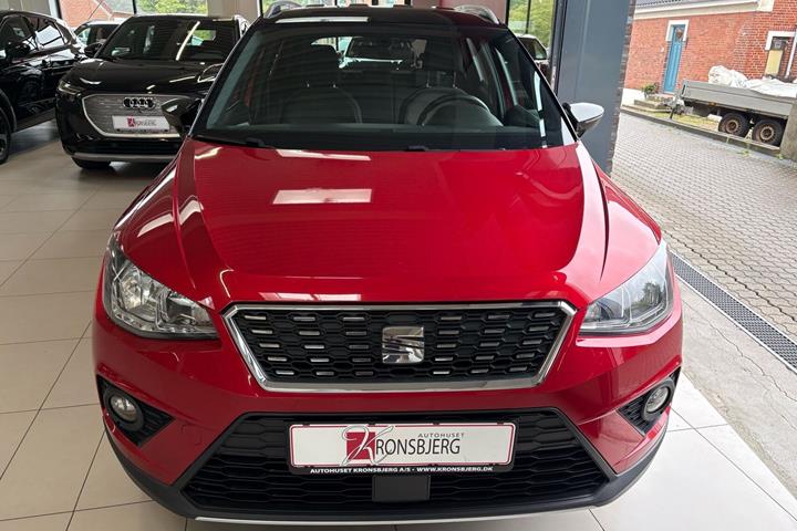 Rød Seat Arona fra 2019