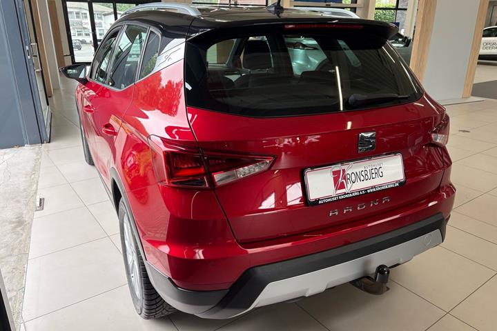 Rød Seat Arona fra 2019