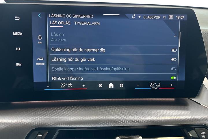 Grå BMW iX2 fra 2026