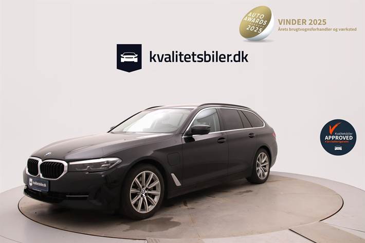 Sort BMW 530e fra 2021