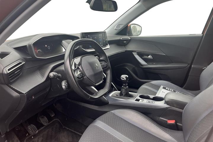 Orange Peugeot 2008 fra 2020