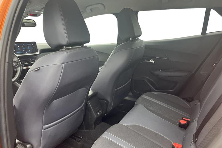 Orange Peugeot 2008 fra 2020
