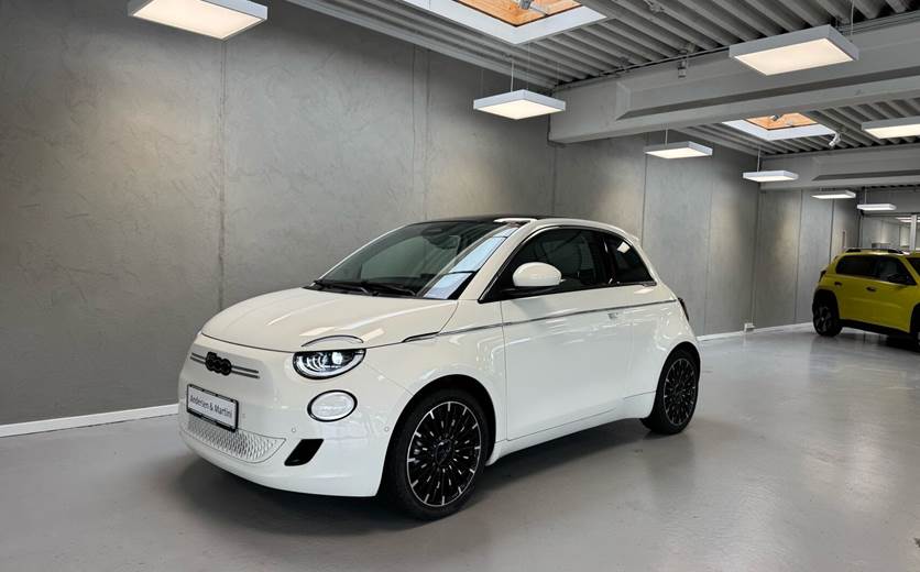 Fiat 500e EL La Prima By Bocelli 118HK 3d Aut.