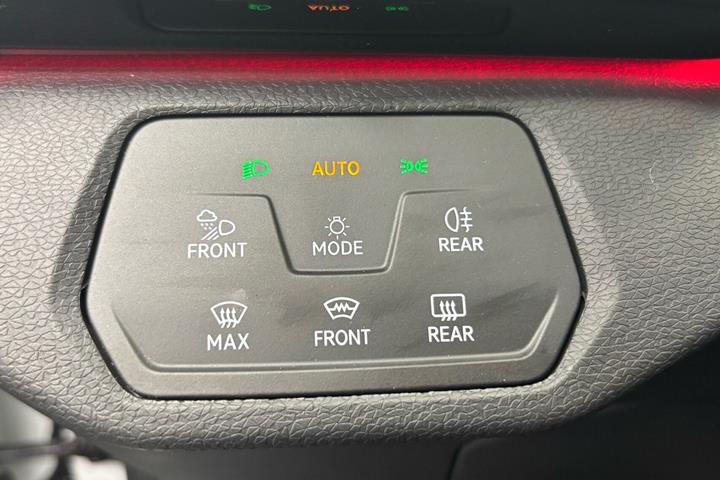 Hvid VW ID.4 fra 2023