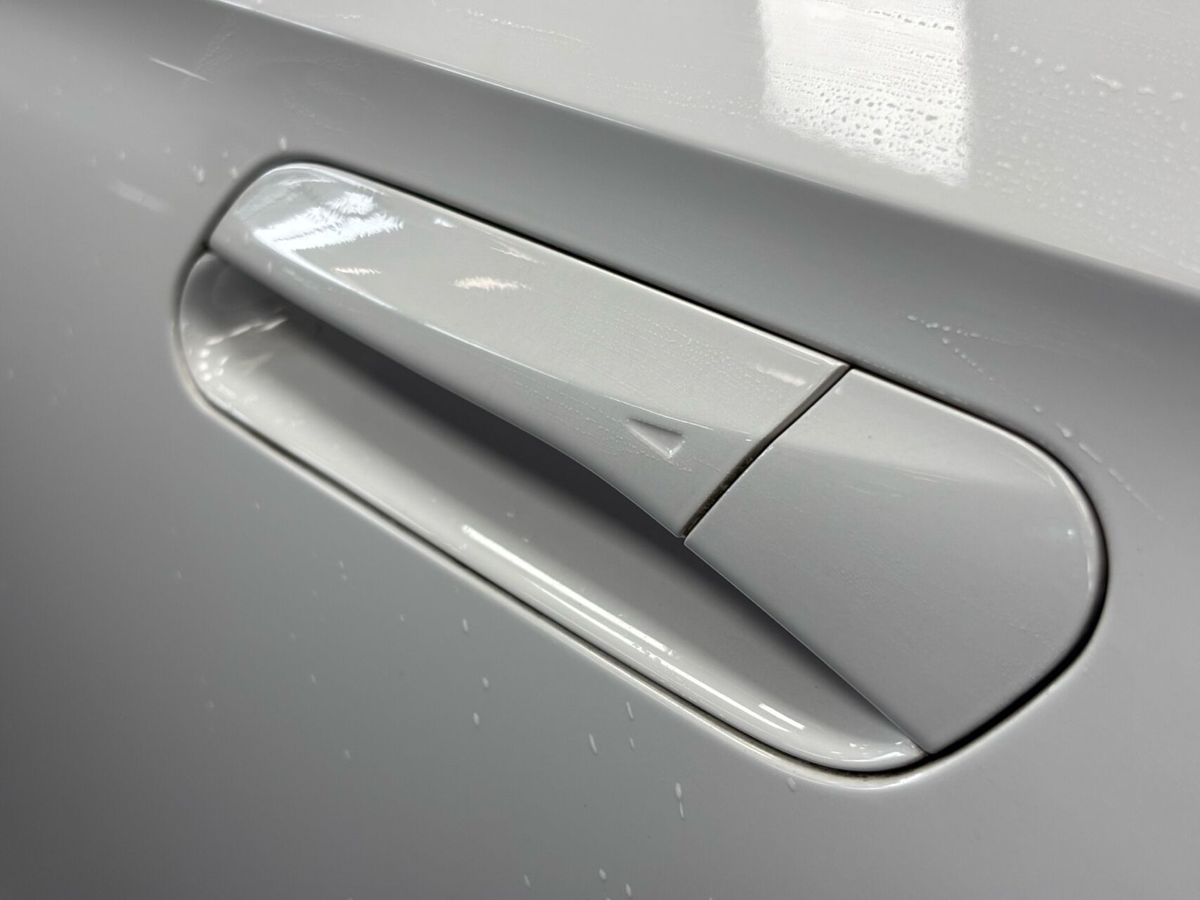 Hvid VW ID.4 fra 2023