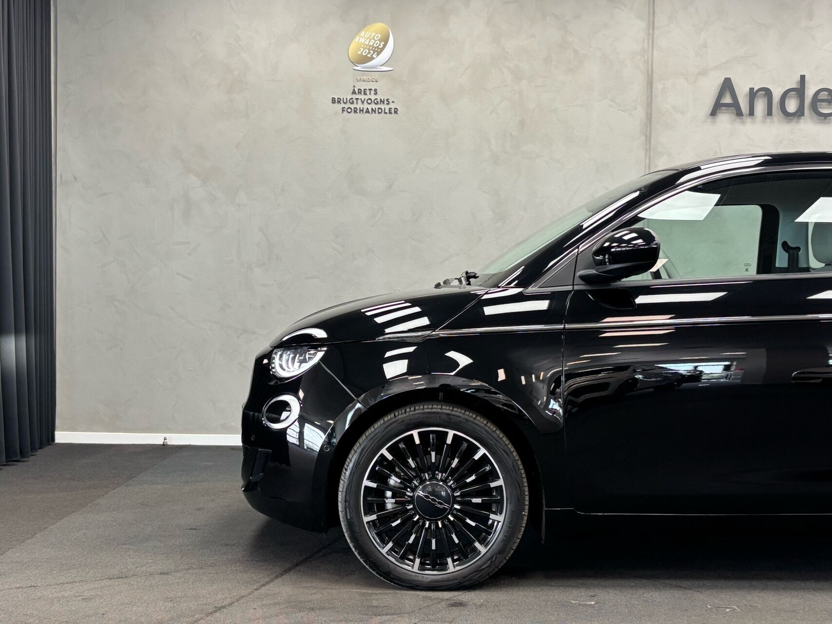 Sort Fiat 500e fra 2023