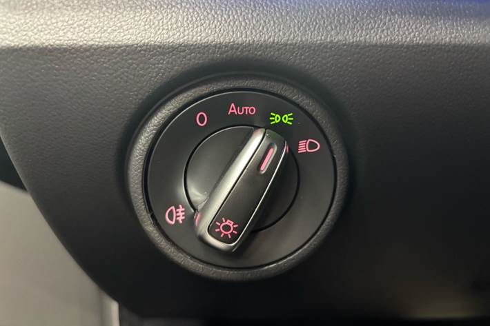 Hvid VW e-up fra 2021