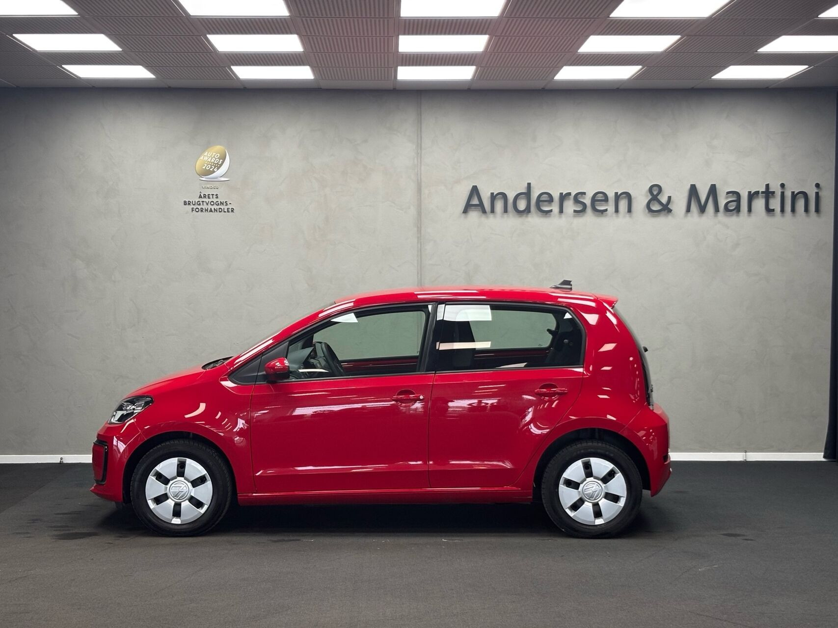 Rød VW e-up fra 2021