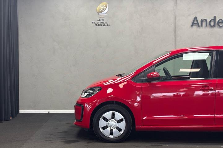 Rød VW e-up fra 2021