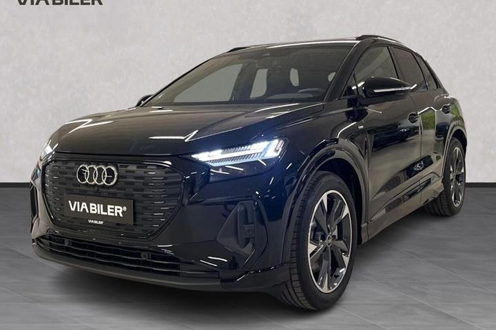 Sort Audi Q4 fra 2026 set udefra