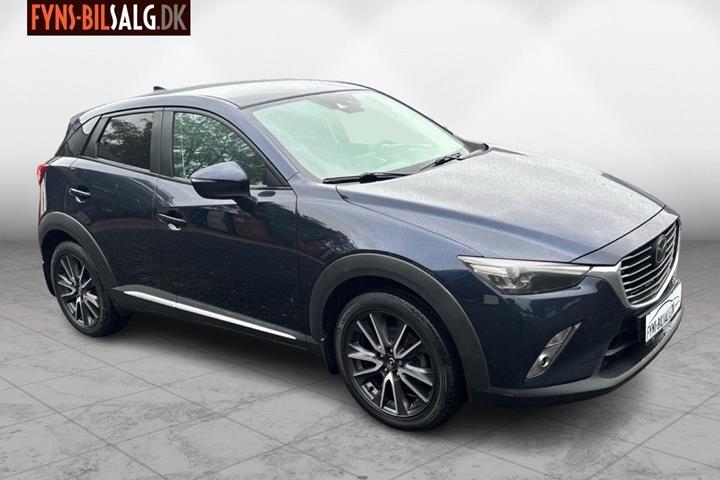 Blå Mazda CX-3 fra 2018