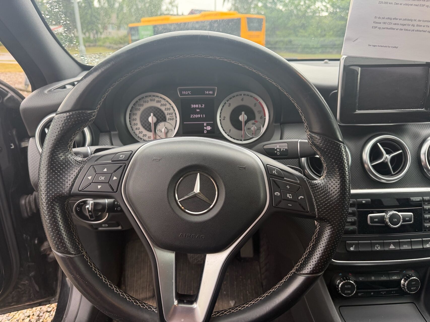 undefined Mercedes A180 d fra 2013