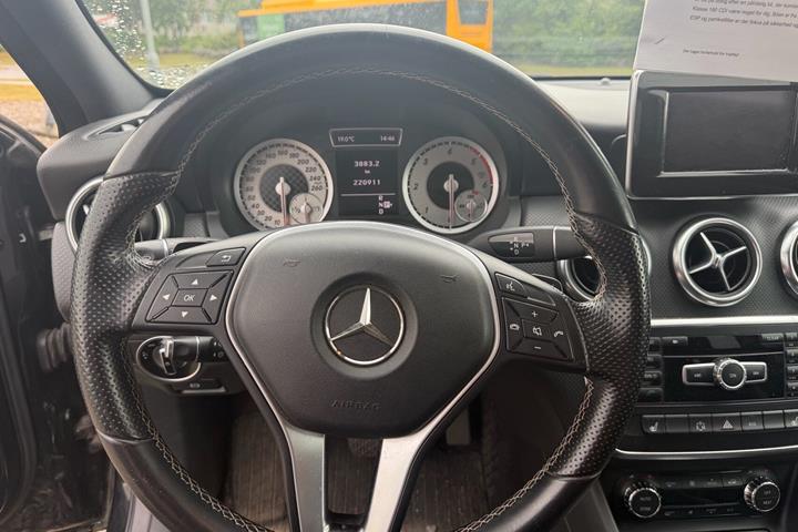 undefined Mercedes A180 d fra 2013