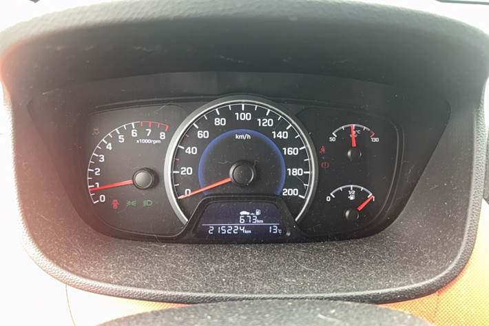 Sort Hyundai i10 fra 2014