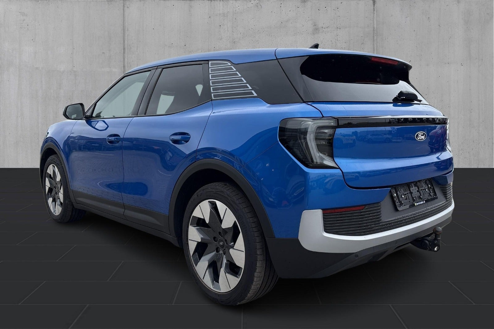 Blå Ford Explorer fra 2025