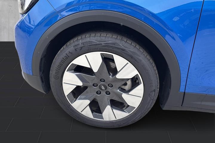 Blå Ford Explorer fra 2025