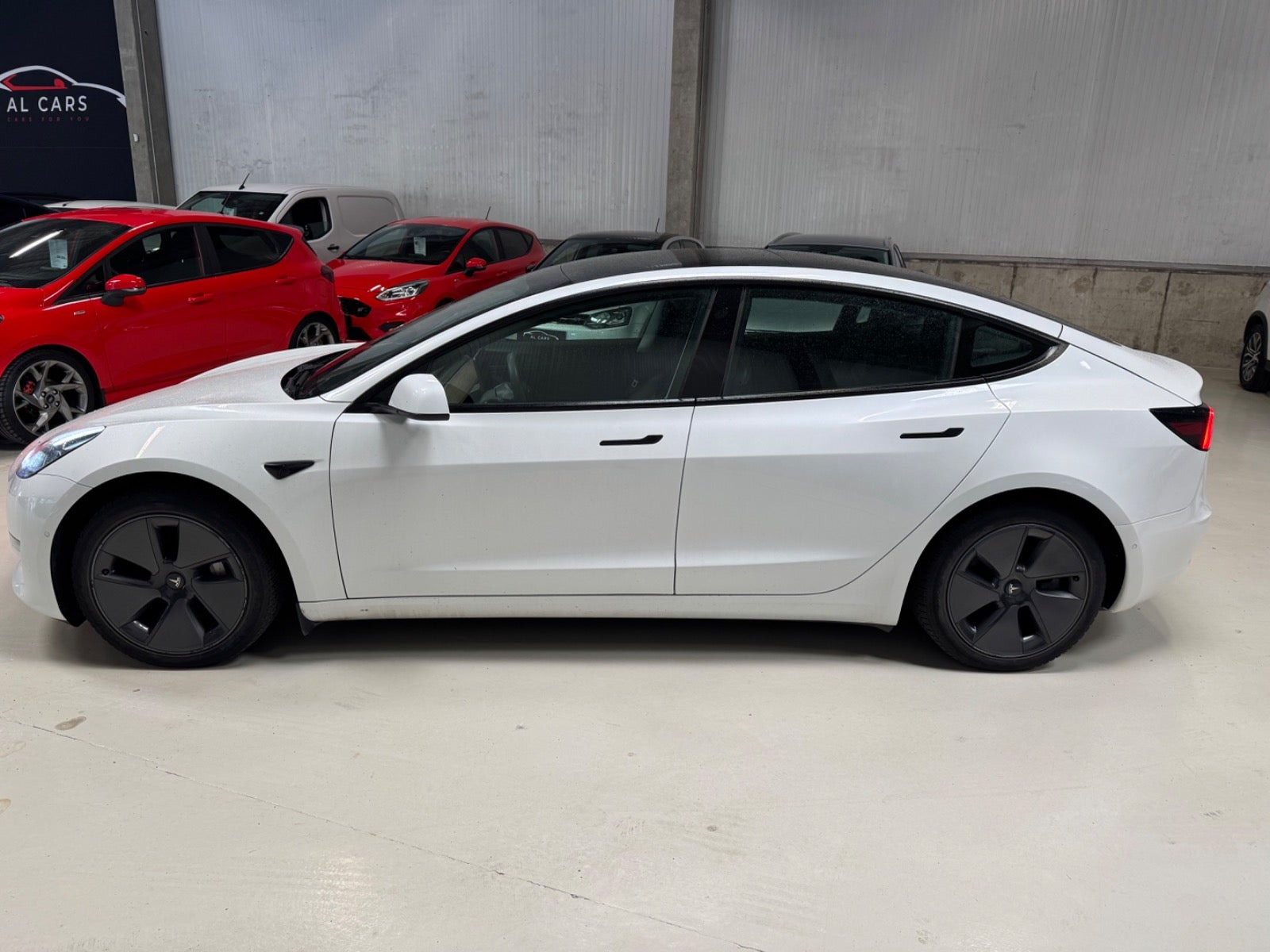 undefined Tesla Model 3 fra 2021