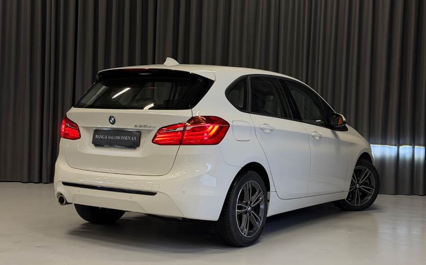 BMW 225xe