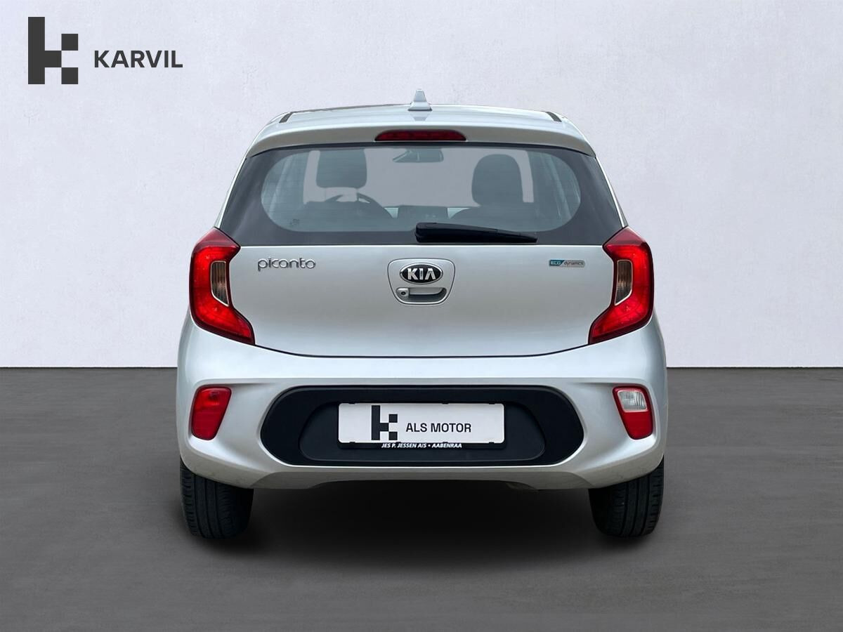 Sølv Kia Picanto fra 2019