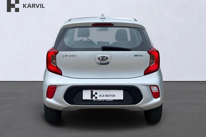 Sølv Kia Picanto fra 2019