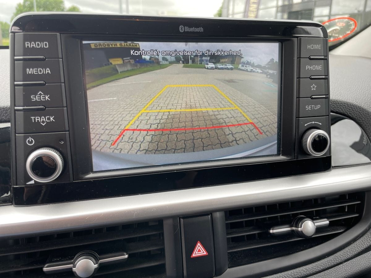 Sølv Kia Picanto fra 2019