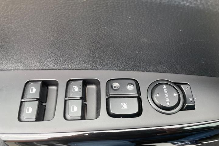 Sølv Kia Picanto fra 2019