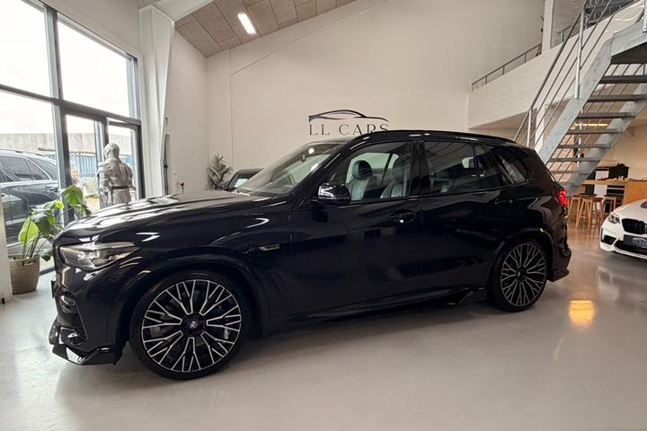 Sort BMW X5 fra 2022
