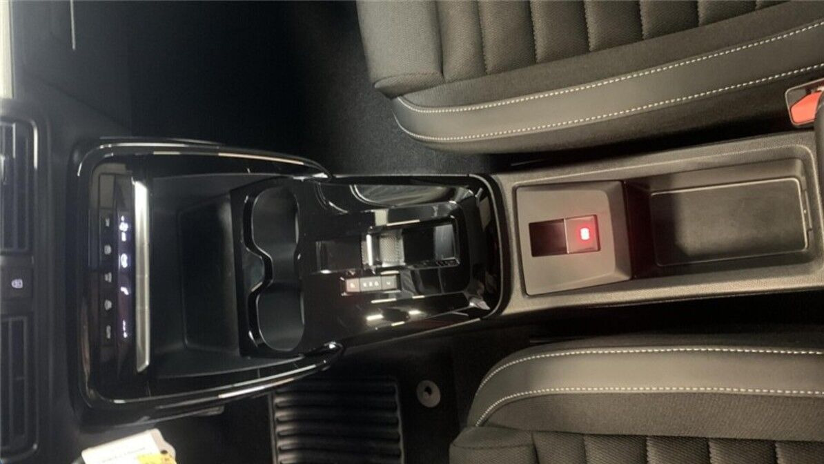 Rød Citroën e-C3 Aircross fra 2025