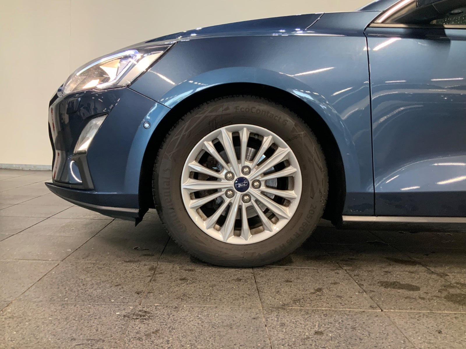 Blå Ford Focus fra 2018