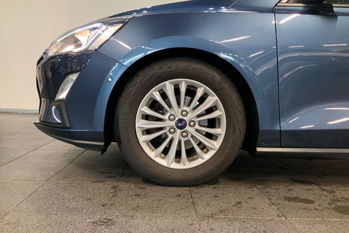 Blå Ford Focus fra 2018