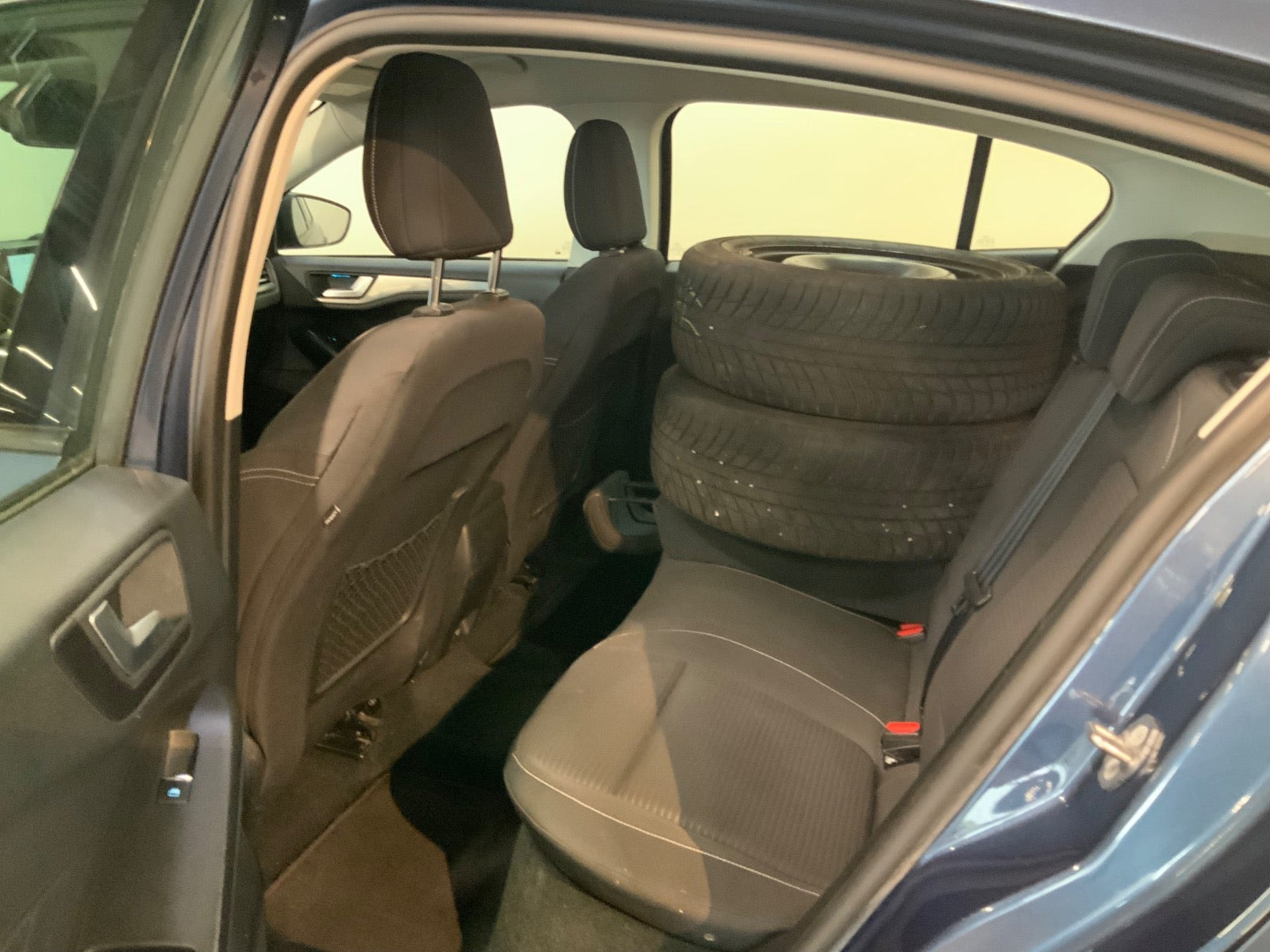 Blå Ford Focus fra 2018