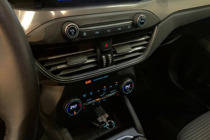 Blå Ford Focus fra 2018