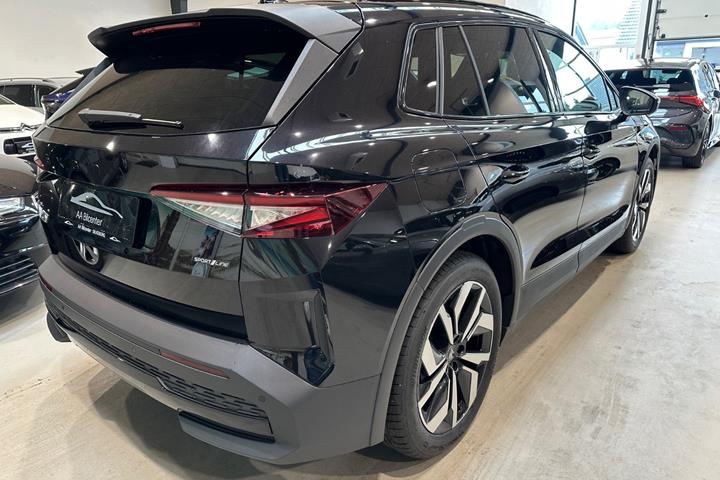 Sort Skoda Elroq fra 2026