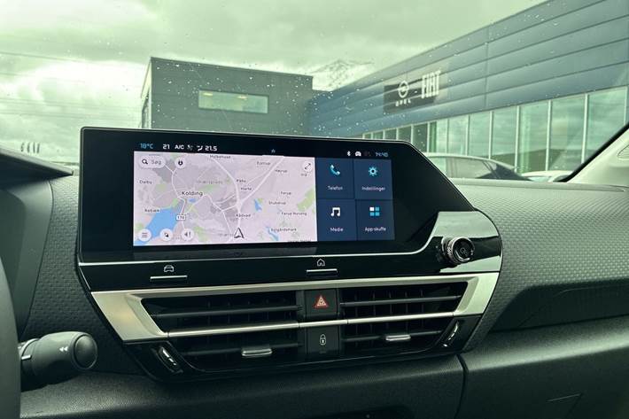 Blå Citroën ë-C4 fra 2024