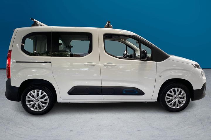 Hvid Citroën ë-Berlingo fra 2022