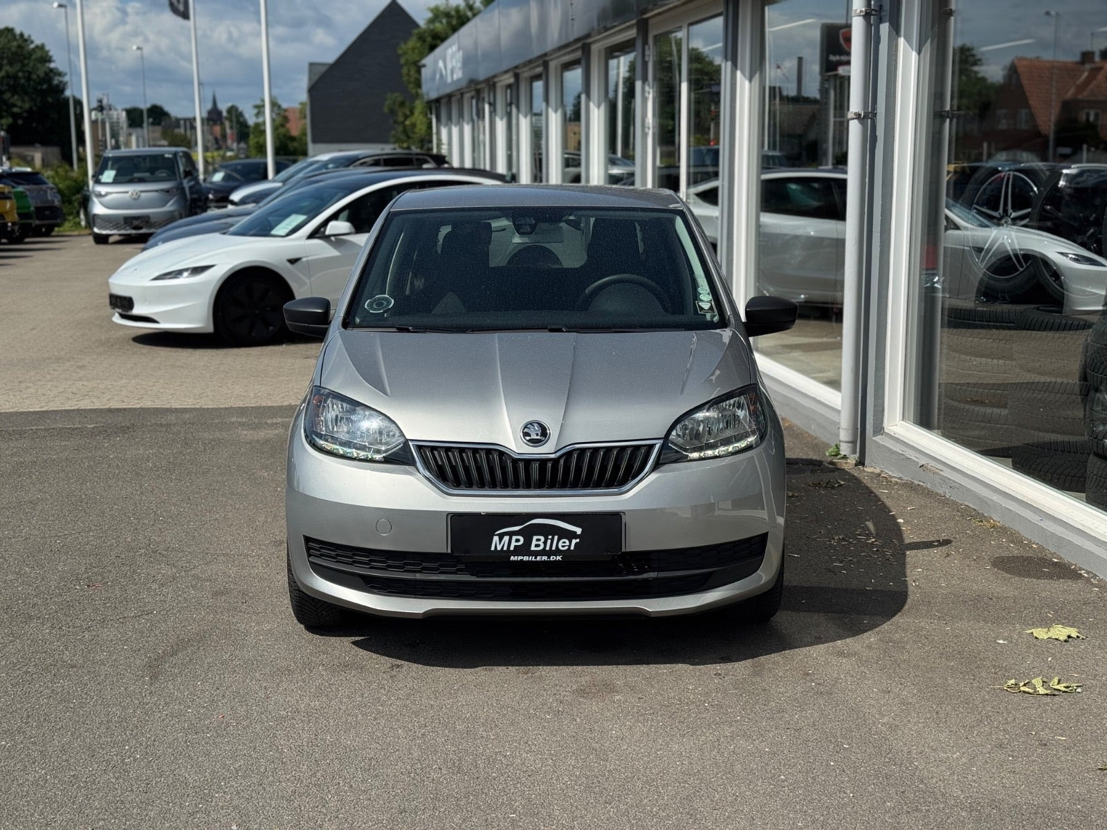 Grå Skoda Citigo fra 2018