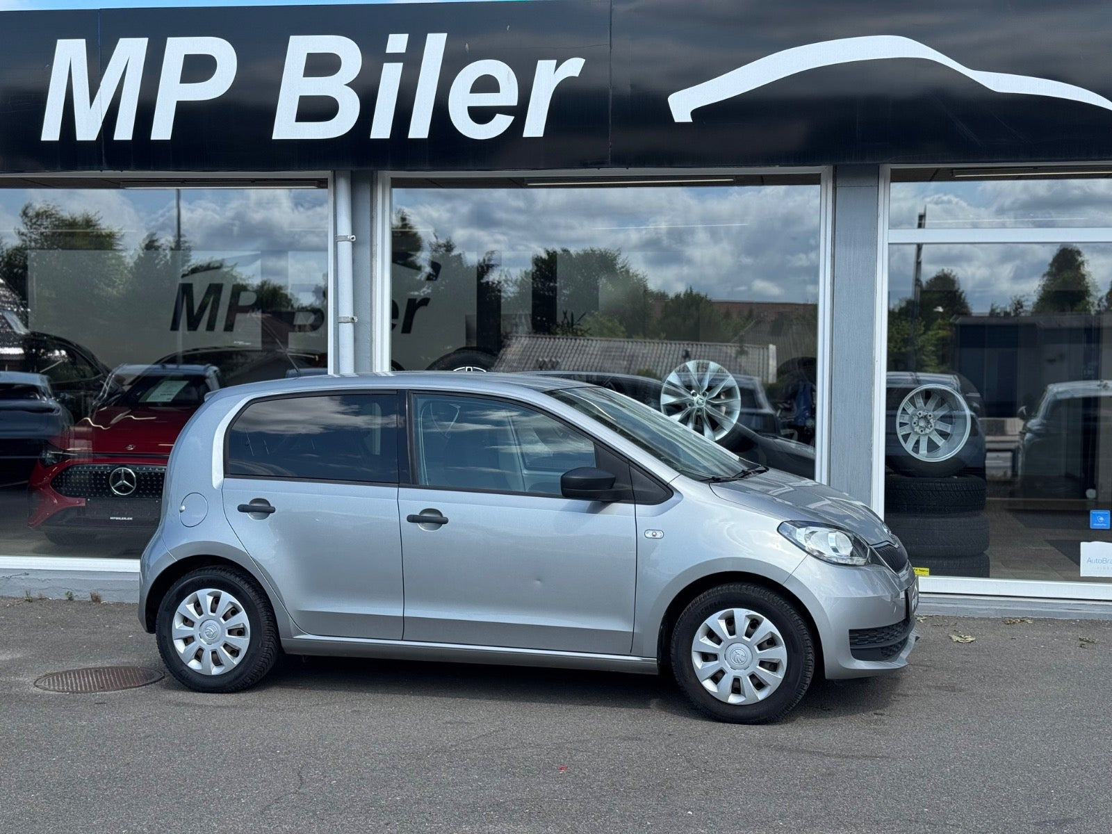 Grå Skoda Citigo fra 2018