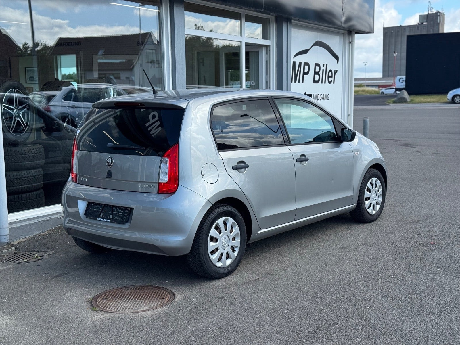 Grå Skoda Citigo fra 2018