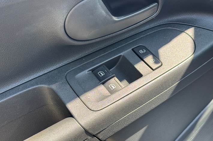 Grå Skoda Citigo fra 2018